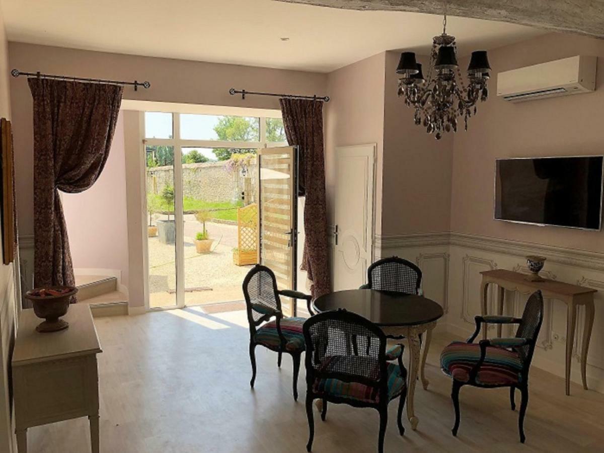 Domaine Plessis Gallu - Vacation Cottage Rental Азе-ле-Ридо Екстериор снимка