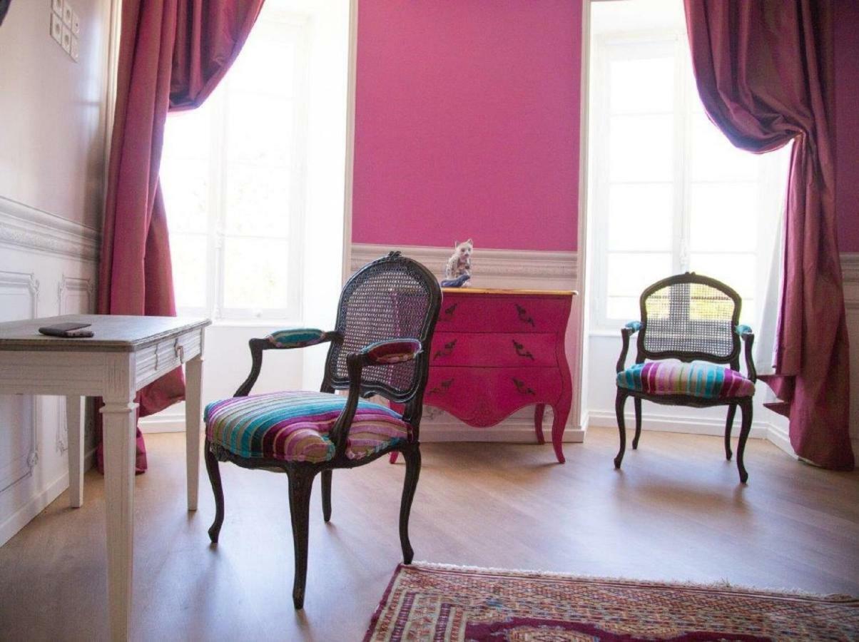 Domaine Plessis Gallu - Vacation Cottage Rental Азе-ле-Ридо Екстериор снимка