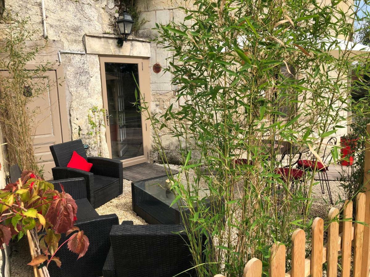 Domaine Plessis Gallu - Vacation Cottage Rental Азе-ле-Ридо Екстериор снимка